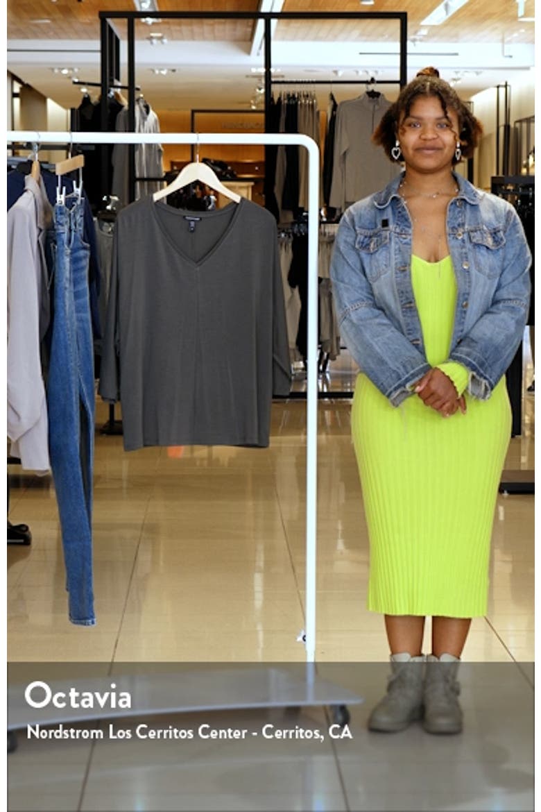 V-Neck Three-Quarter Sleeve Top video