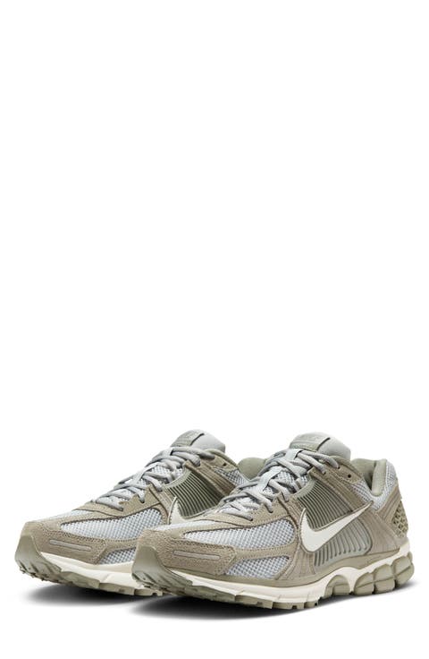 Zoom Vomero 5 Premium Sneaker (Men)