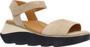 L'Amour des Pieds Halsten Sandal