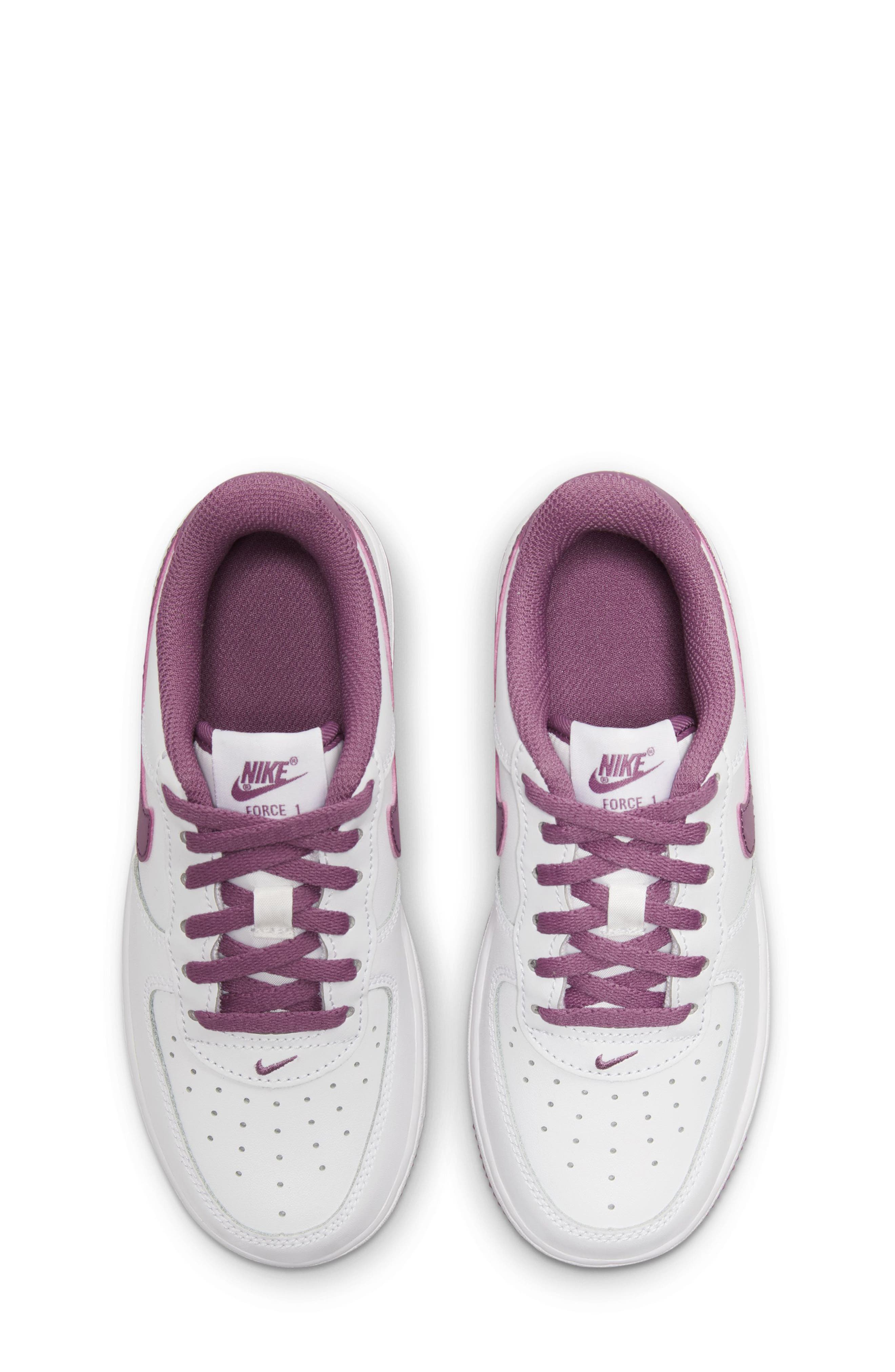 Nike Air Force 1 '06 Sneaker, Alternate, color, 