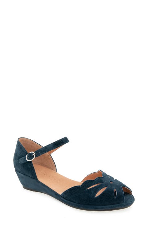 by Kenneth Cole 'Lily Moon' Sandal