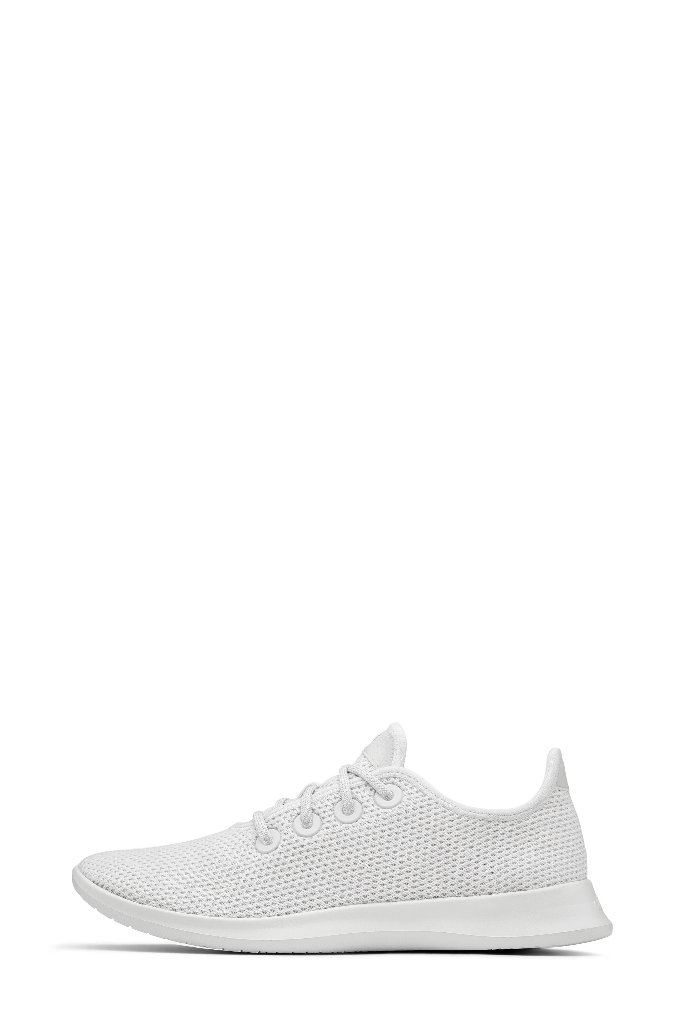 Tree Runner, Alternate, color, CHALK UPPER/ WHITE SOLE