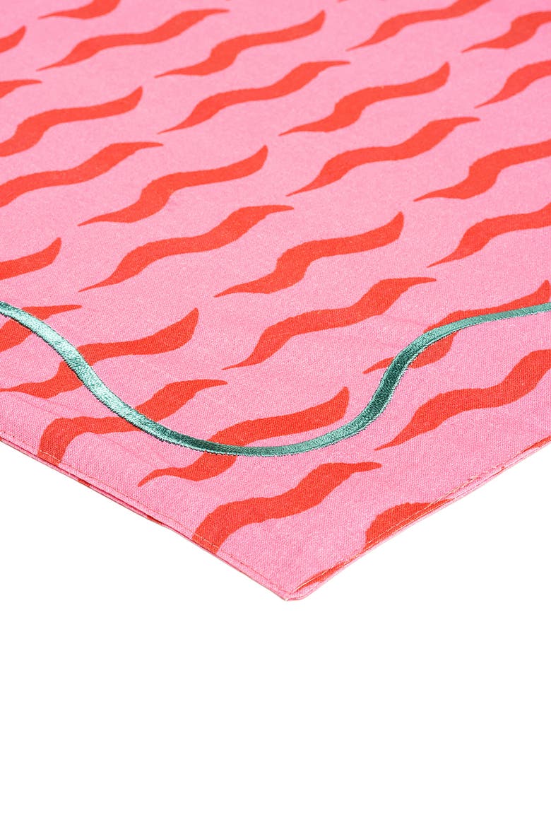 Nilufer Digital Printed Embroidered 100% Cotton Placemat 14X20 In, Alternate, color, Pink