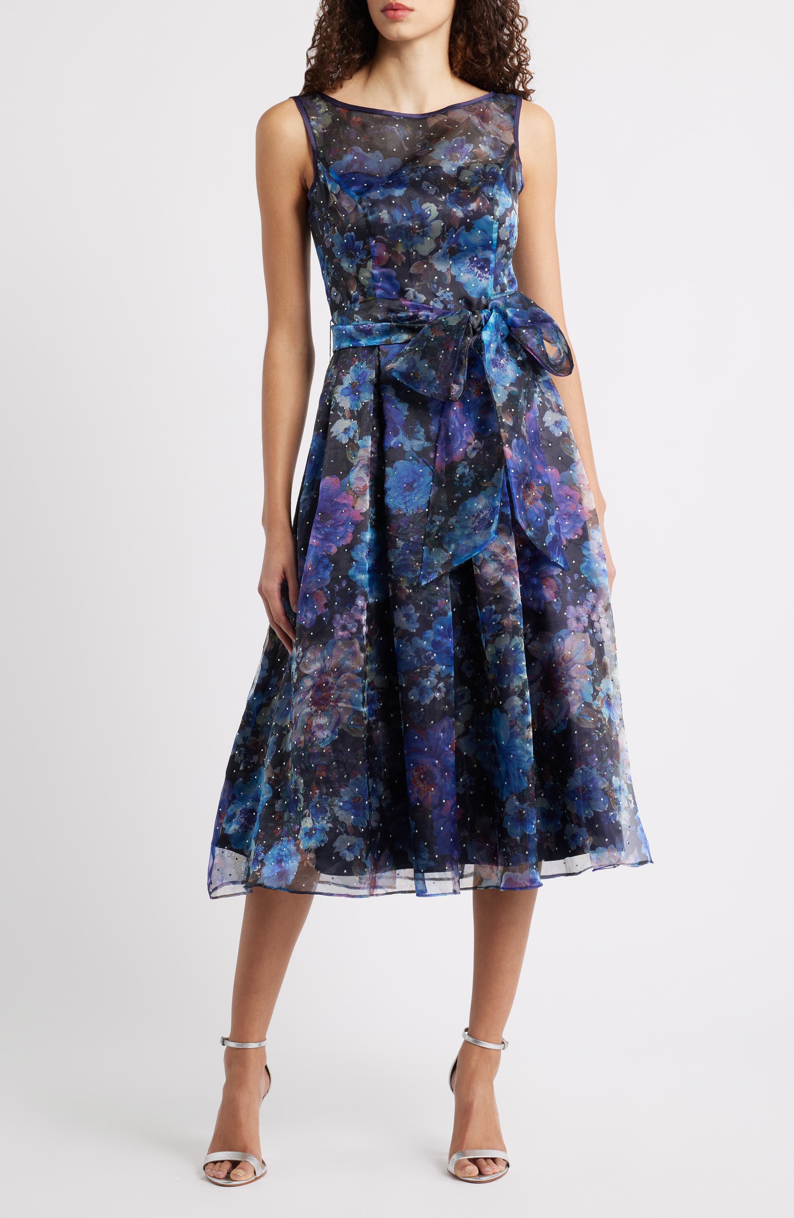 selected BLACK BLUE