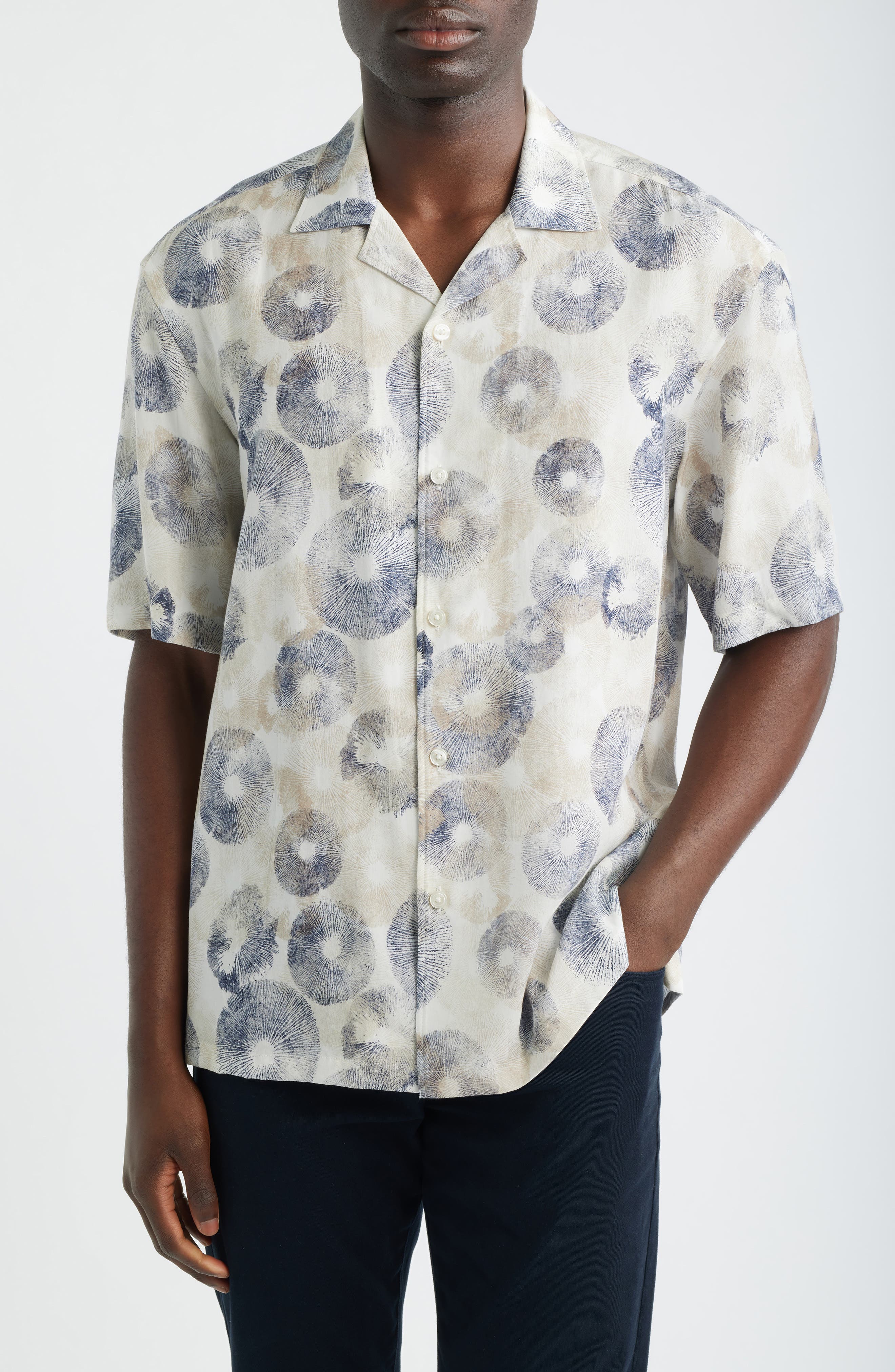 selected WHITE/ DARK BLUE