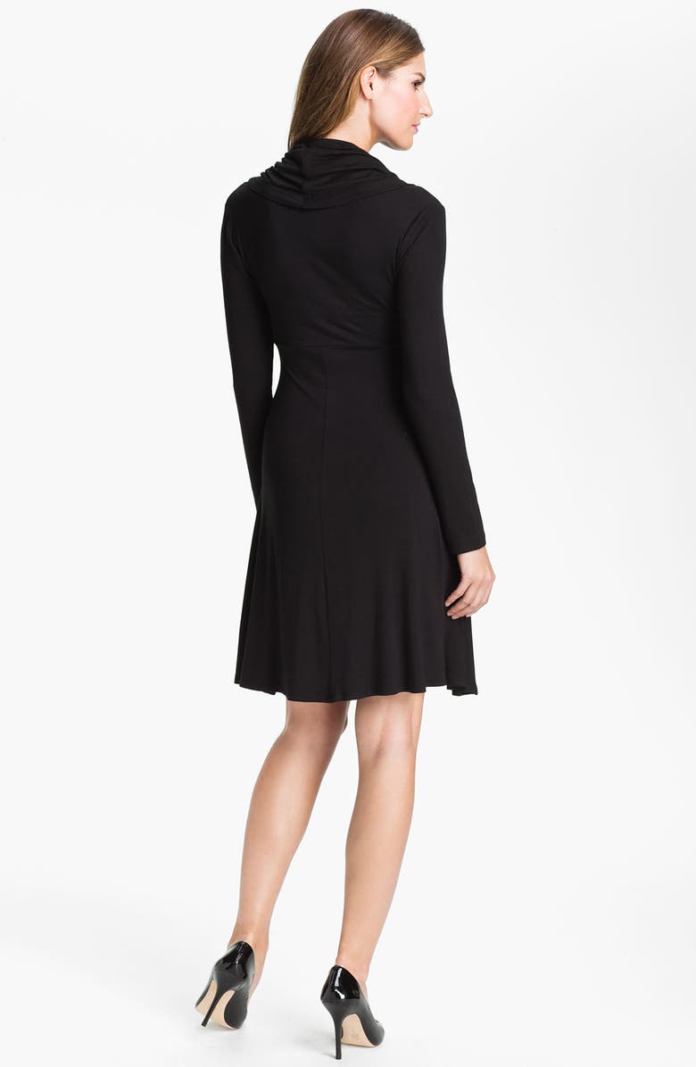 Karen Kane , Alternate, color,