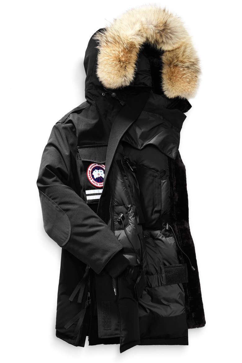 Snow Mantra Extreme Weather 675-Fill Power Down Arctic Tech Parka with Genuine Coyote Fur Trim, Alternate, color, BLACK