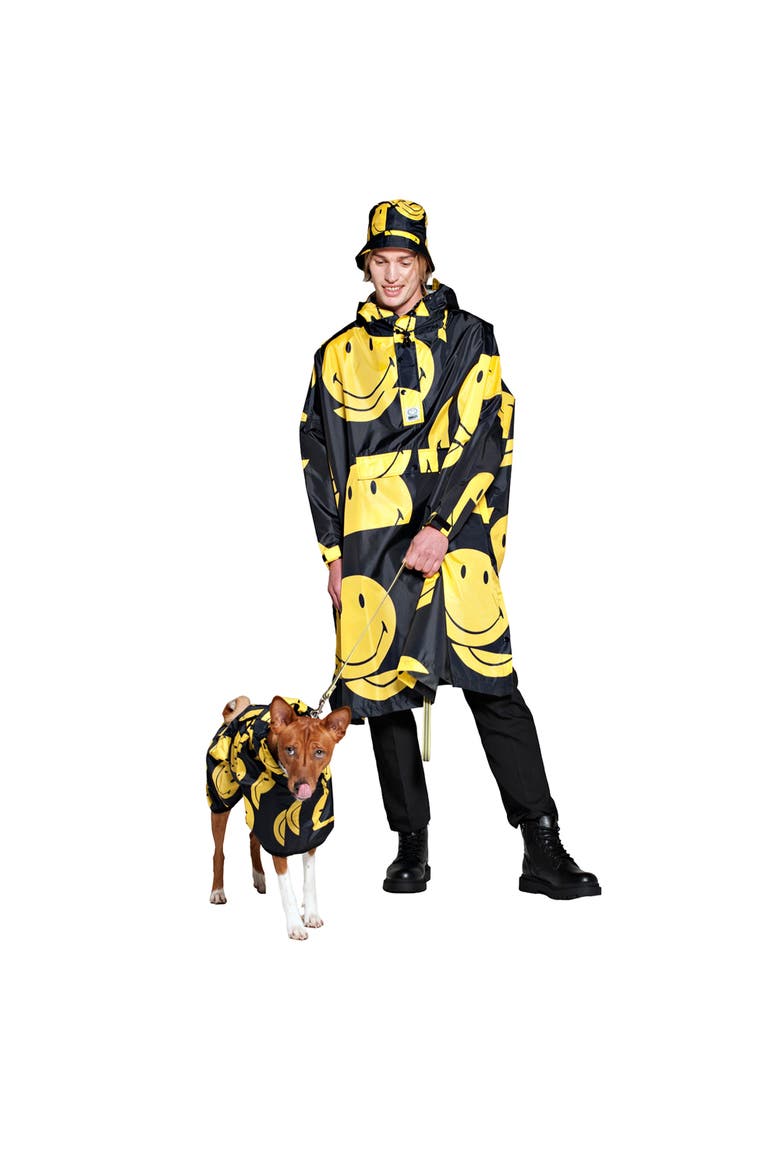 Bucket Hat All Smiles x Smiley, Alternate, color, Yellow