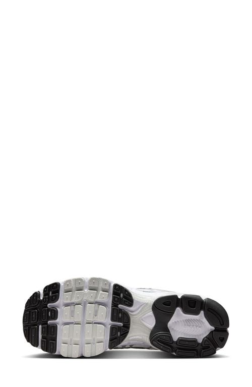 Nike Air Max Moto 2k Sneaker
