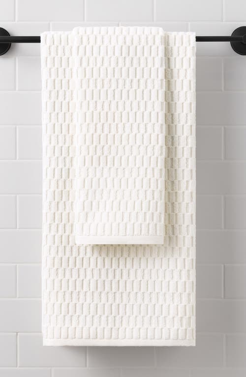 Dkny Metro Tile 4-piece Bath & Hand Towel Set In White