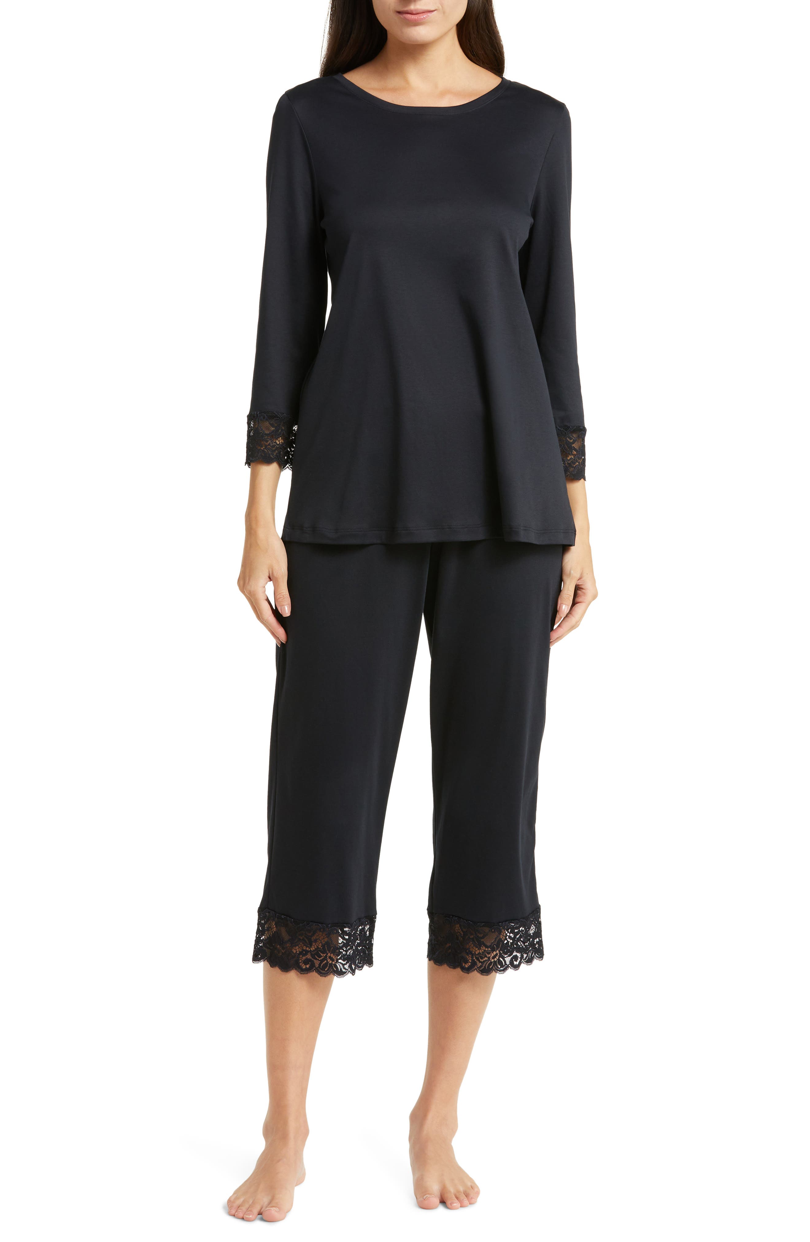 selected 019 - BLACK