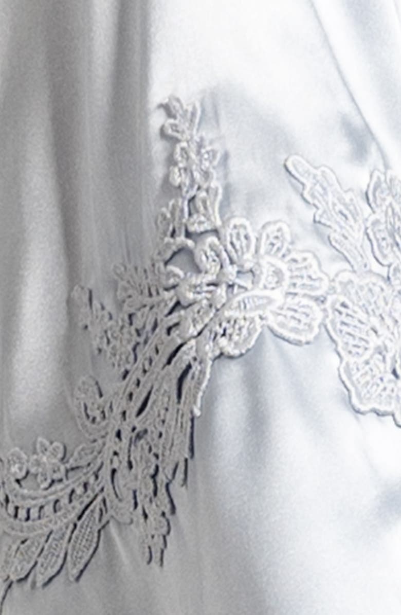 In Bloom by Jonquil Reine Lace Trim Satin Robe, Alternate, color,