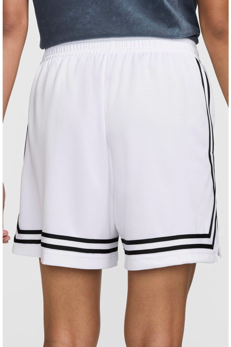 Crossover Dri-FIT Performance Basketball Shorts, Alternate, color, WHITE/ BLACK/ BLACK