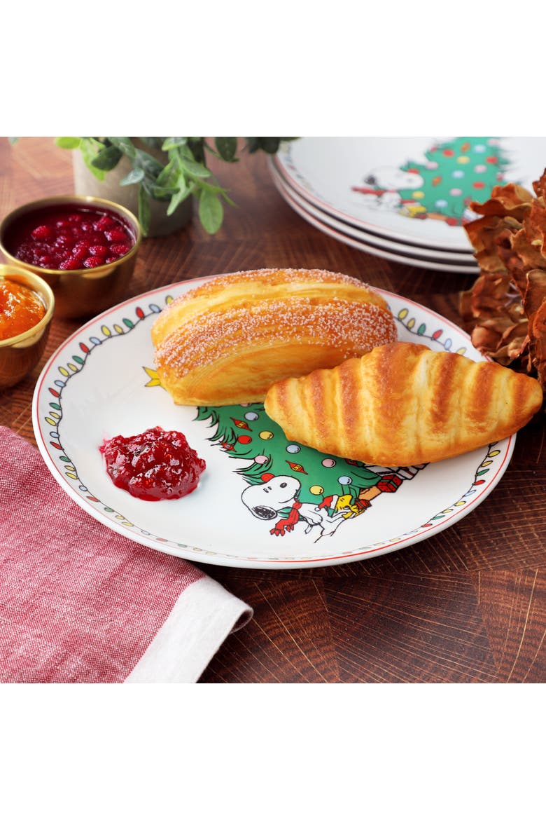 Xmas 8 Piece 10.5 Inch Round Stoneware Dinner Plate Set, Alternate, color, White