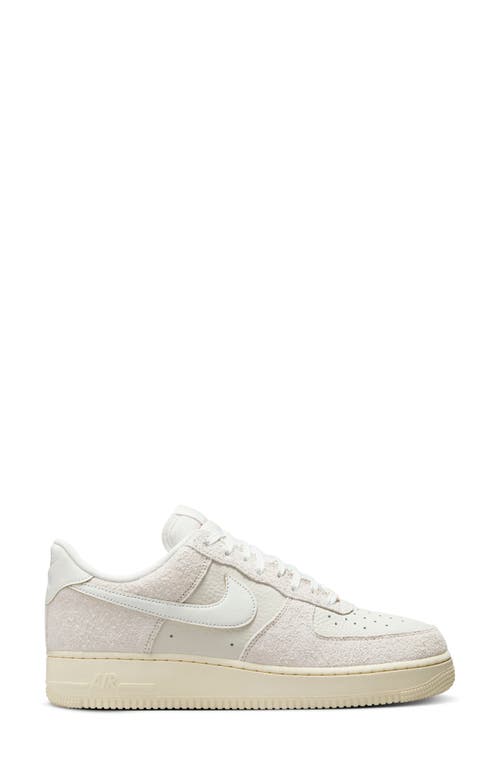 Nike Air Force 1 '07 Lv8 Basketball Sneaker