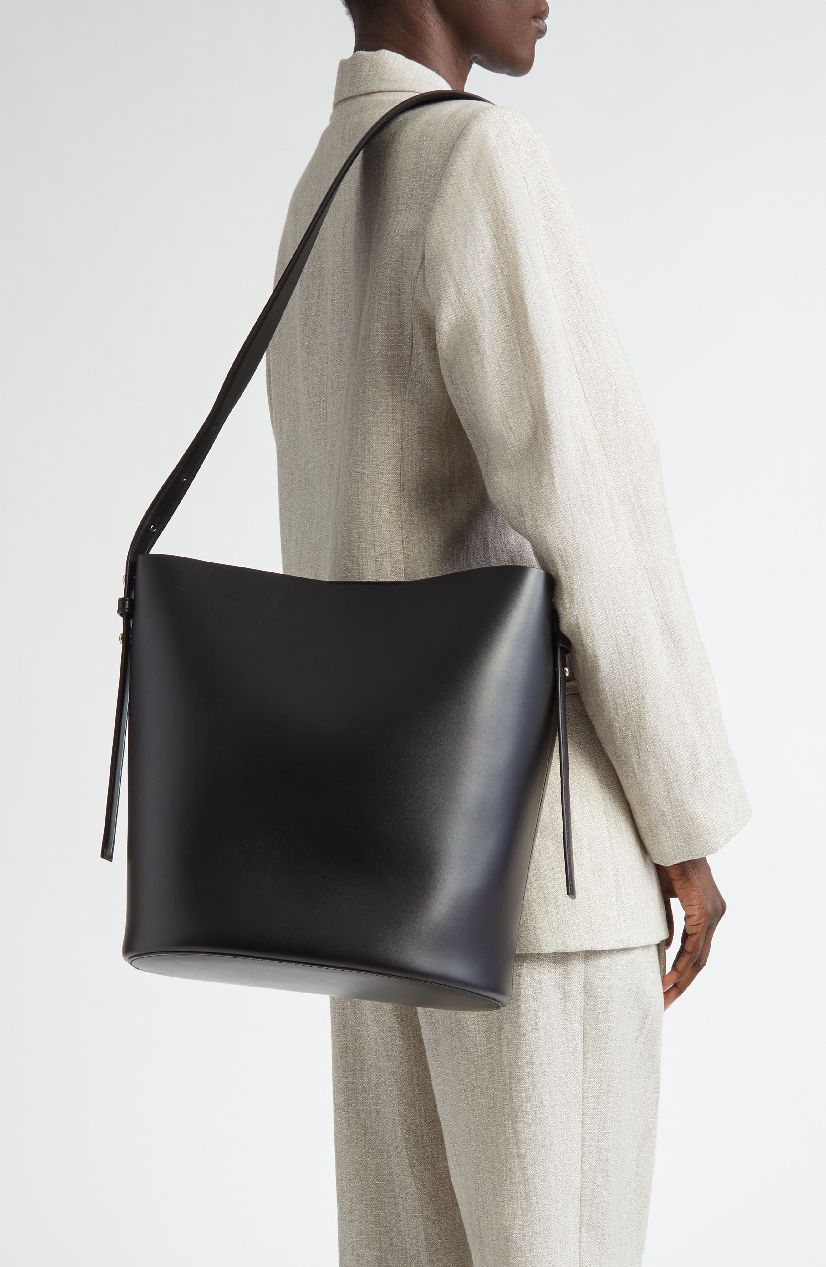 Yvonne Koné Leo Leather Bucket Bag, Alternate, color, 