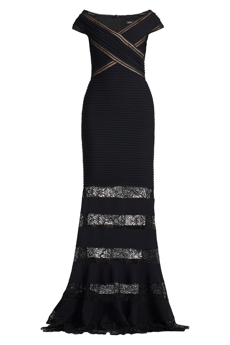 Pintuck Ladder Stitch Lace Inset Trumpet Gown, Alternate, color, BLACK