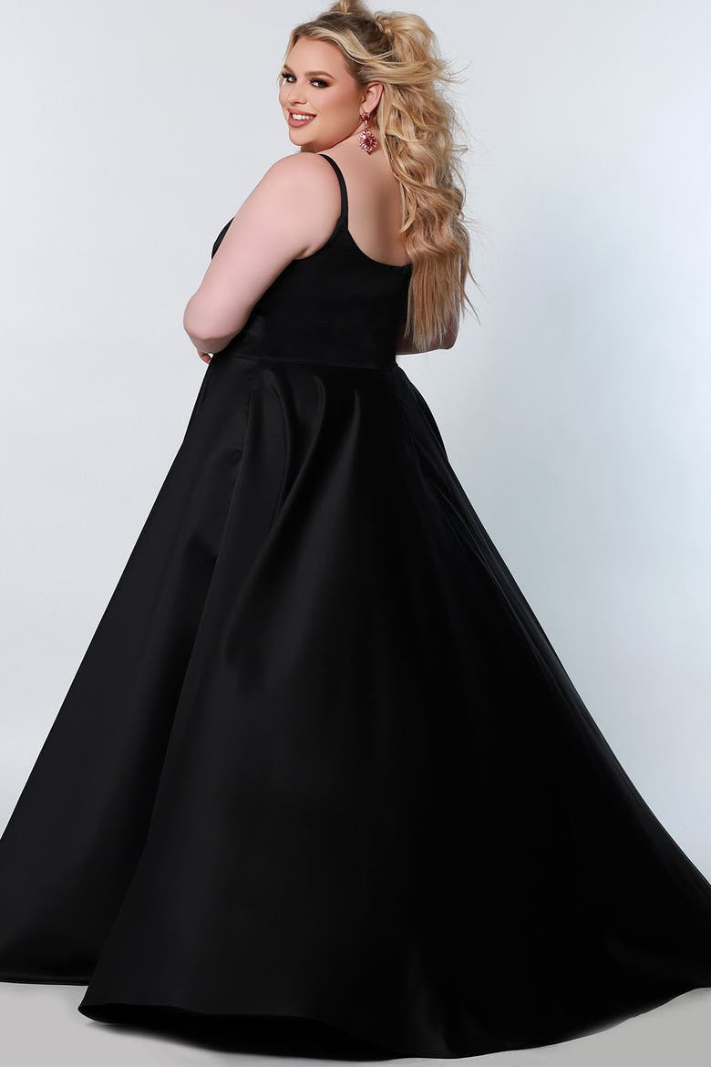 Scoop Neck Spaghetti Strap Plus Size A-Line Gown, Alternate, color, Black