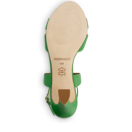 BERNARDO FOOTWEAR BERNARDO FOOTWEAR NEERA MID HEEL SANDAL