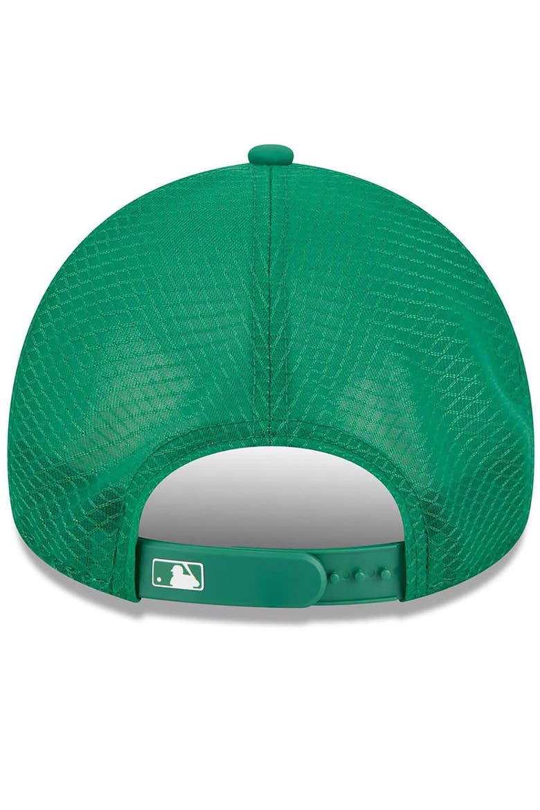 Men's New Era Kelly Green Athletics 2026 Batting Practice Alternate Apex 9FORTY Adjustable Hat, Alternate, color, Kelly Green