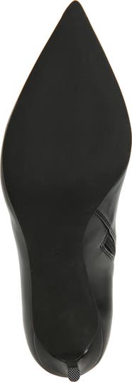 Everynight Pointed Toe Bootie