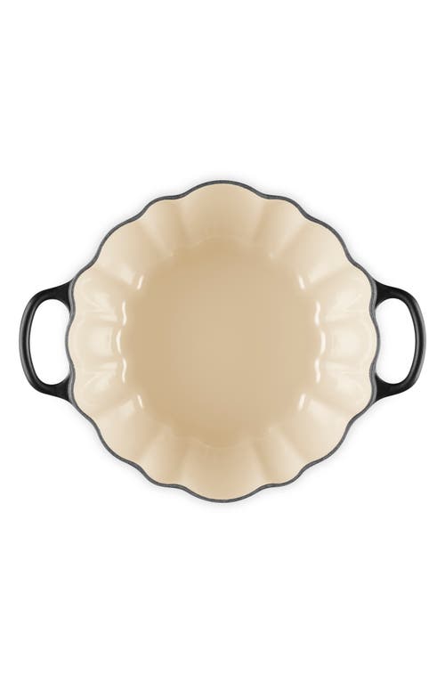 Le Creuset Figural Pumpkin Baking Dish In Black