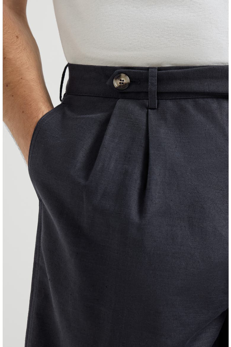 Bermuda shorts with pleats, Alternate, color, Navy Blue