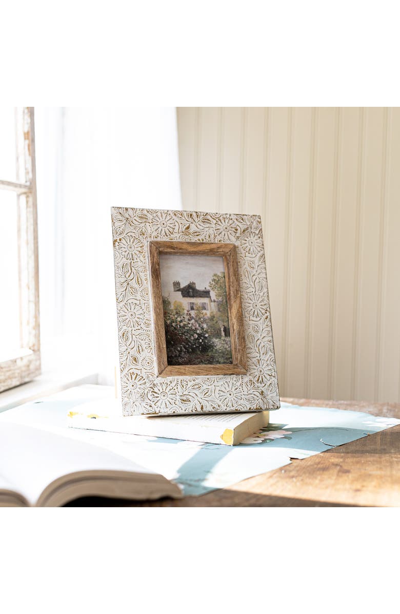 Foreside Home and Garden 4x6 Frannie Antique Embossed White Wash Metal Photo Picture Frame w/ Glass Pane, Alternate, color, White