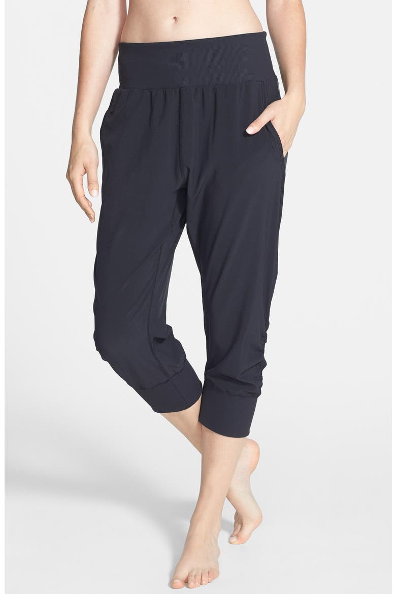 'Inspire' Capris, Main, color, BLACK