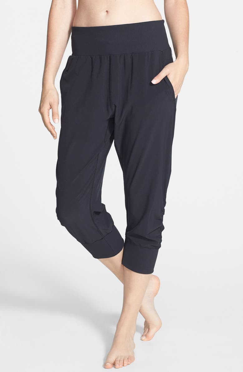 Zella 'Inspire' Capris, Main, color,