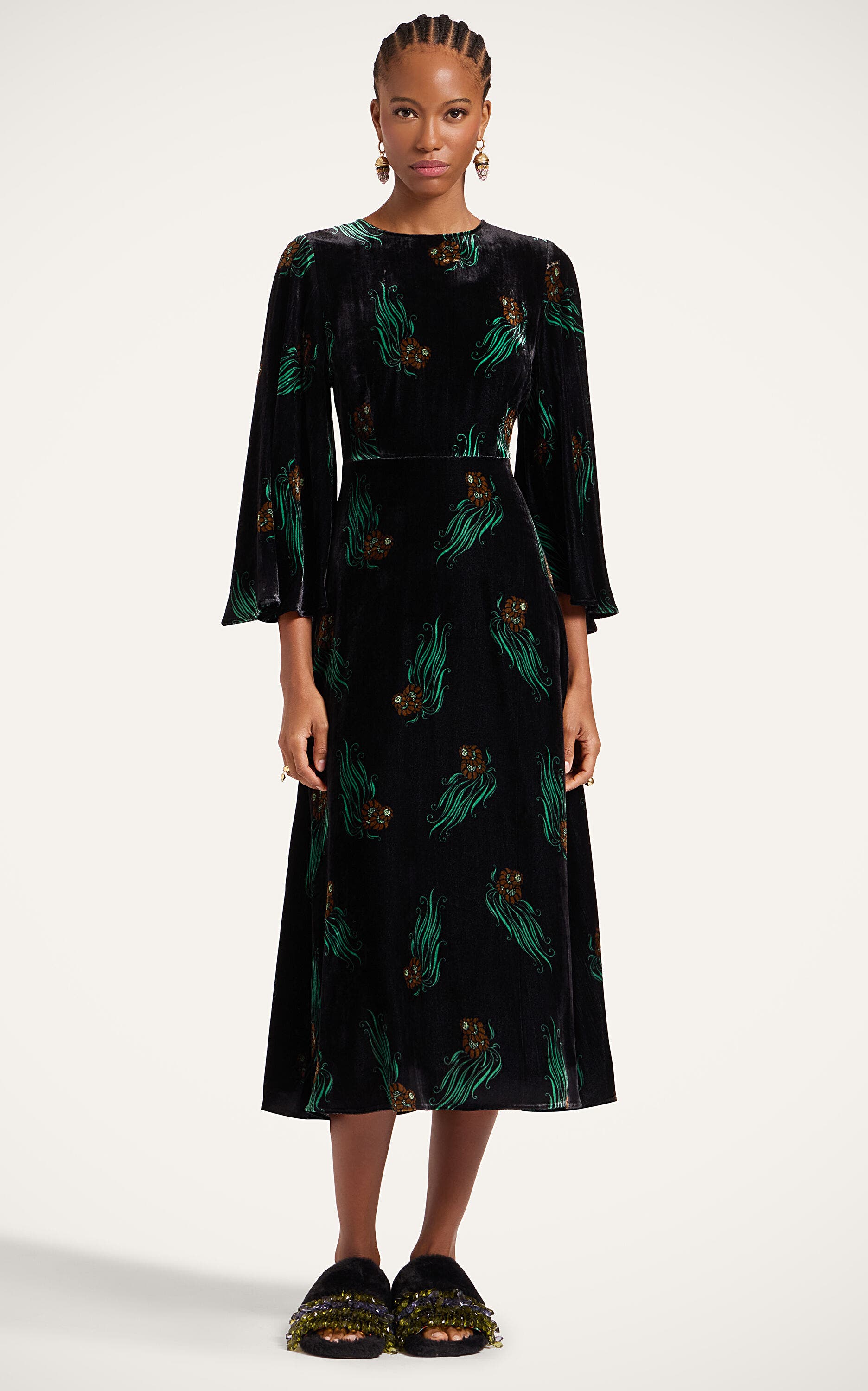 selected Lemuria Black