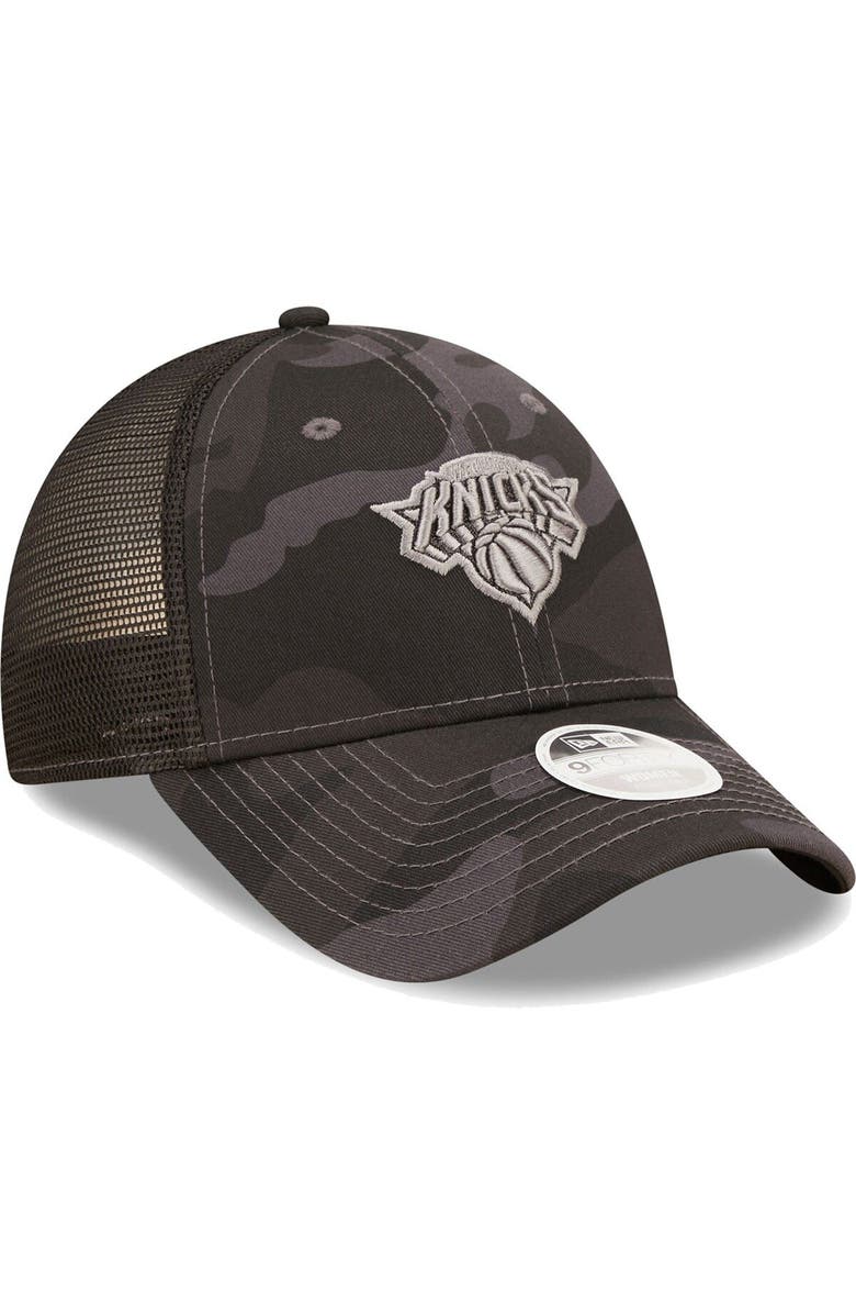 New Era Women's New Era  Charcoal New York Knicks Camo Glam 9FORTY Trucker Snapback Hat, Alternate, color, 