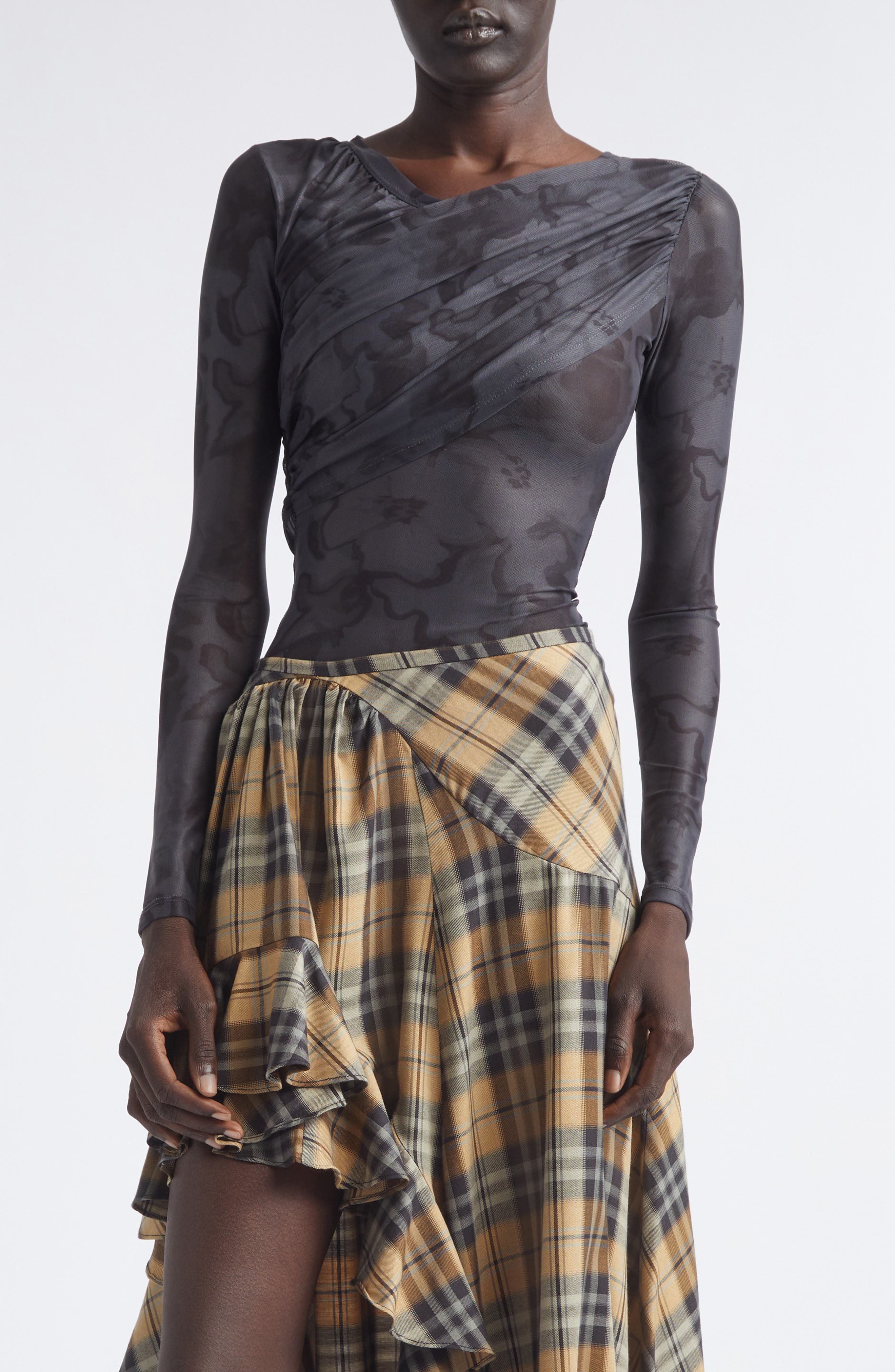 selected BLACK FLORAL SCRIBBLE