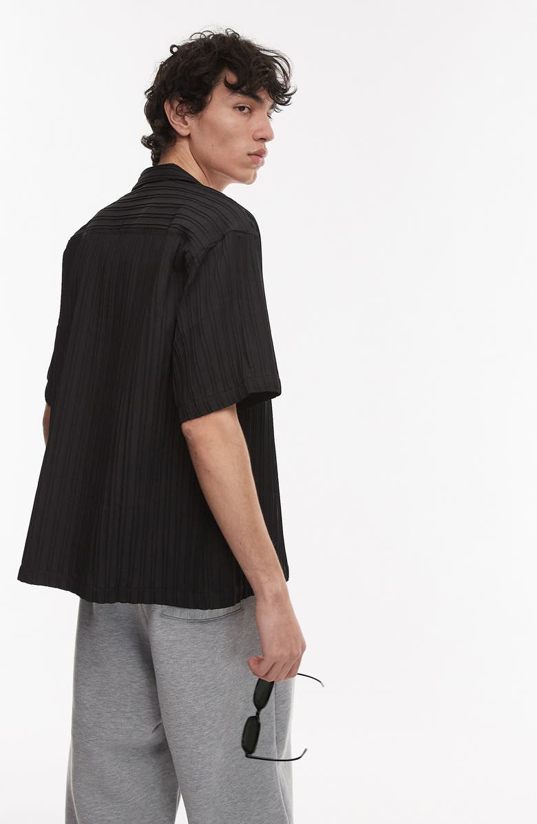 Topman Oversize Plissé Camp Shirt, Alternate, color, Black