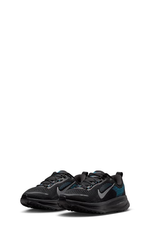 Kids' Vomero 18 Running Shoe