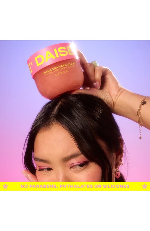 Daise Exfoliating Body Scrub In Red