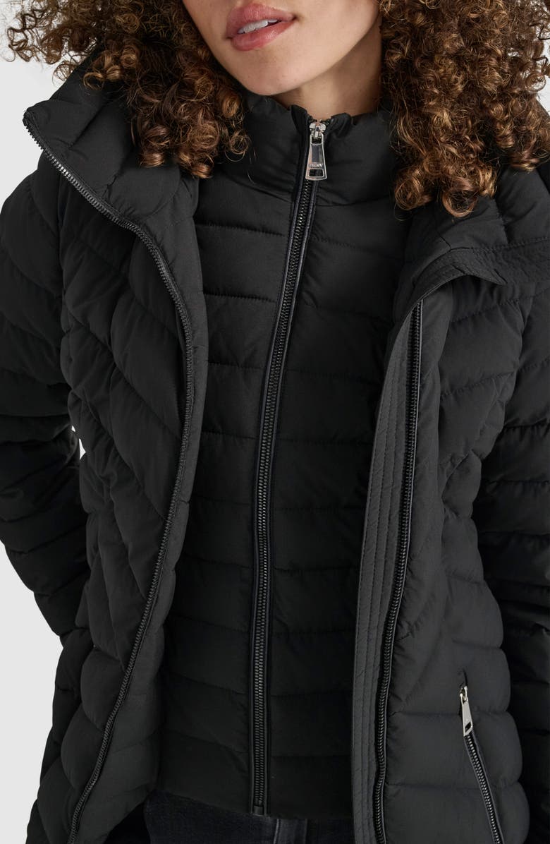 DKNY Short Stretch Hooded Packable Puffer Jacket, Alternate, color, 