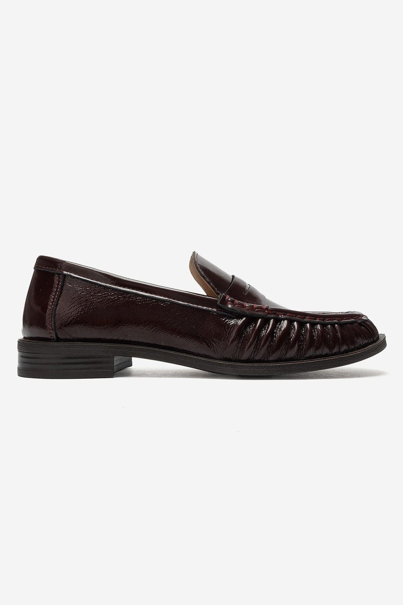 Chen Leather Loafer, Alternate, color, Burgundy Patent