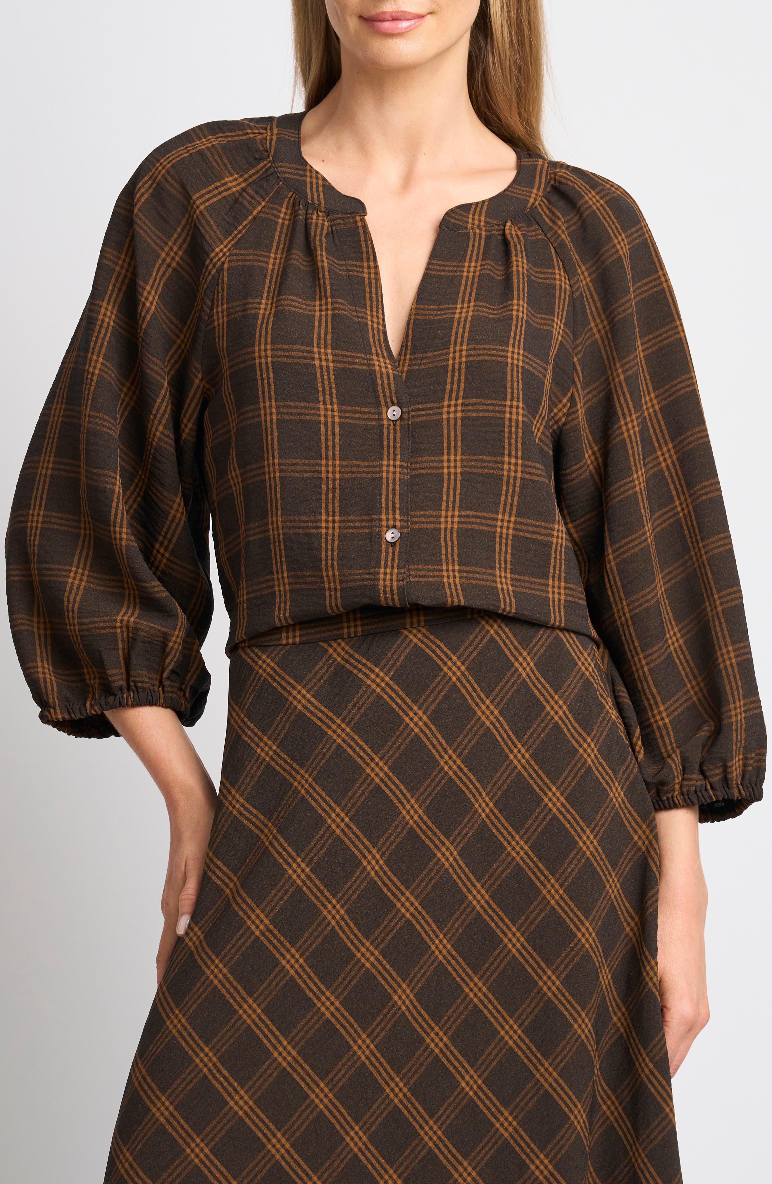 selected TOBACCO BROWN