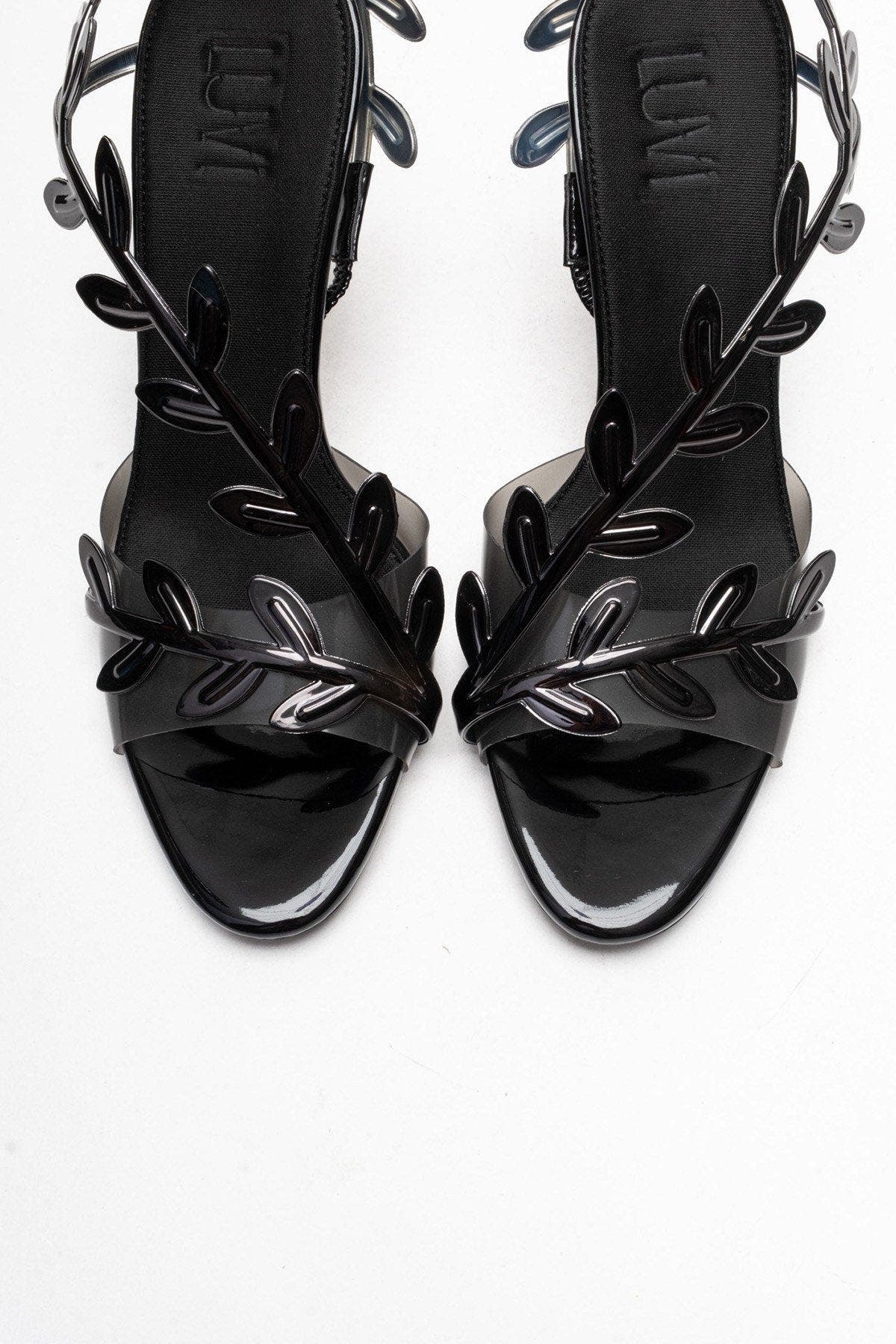 Prologue Shoes Carvelli Stiletto Pump, Alternate, color, Black