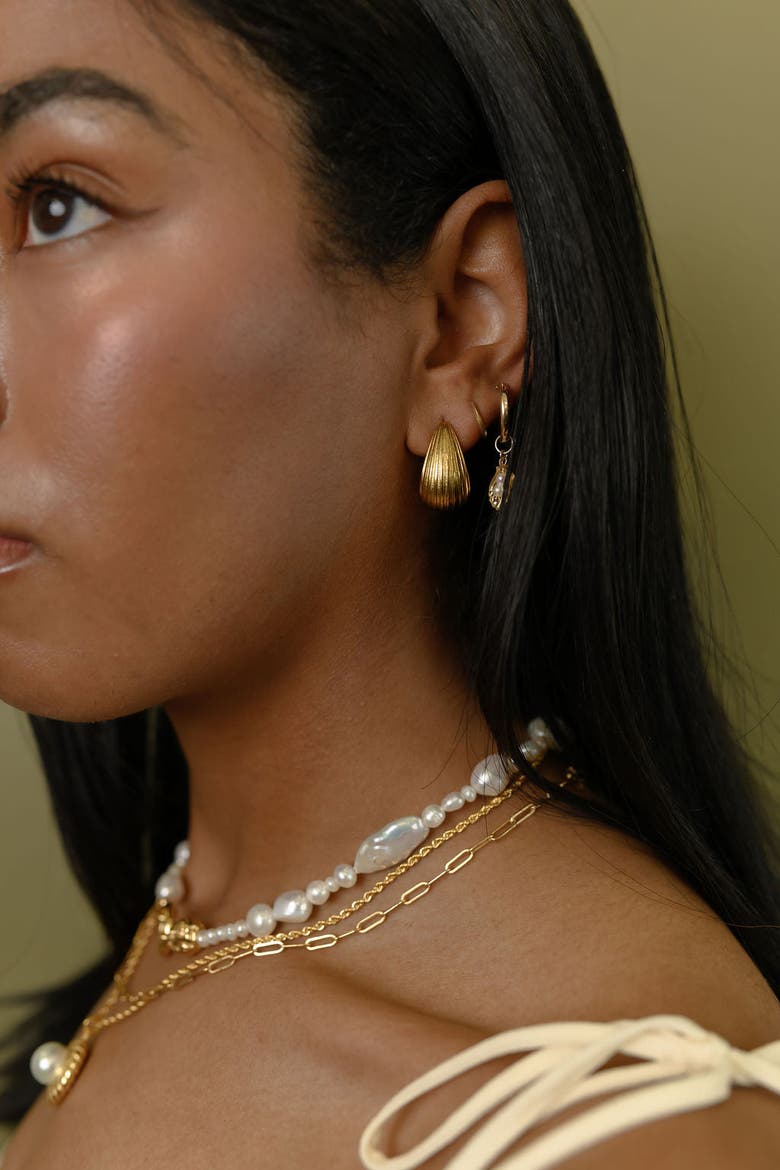 Linea Earrings, Alternate, color, Gold