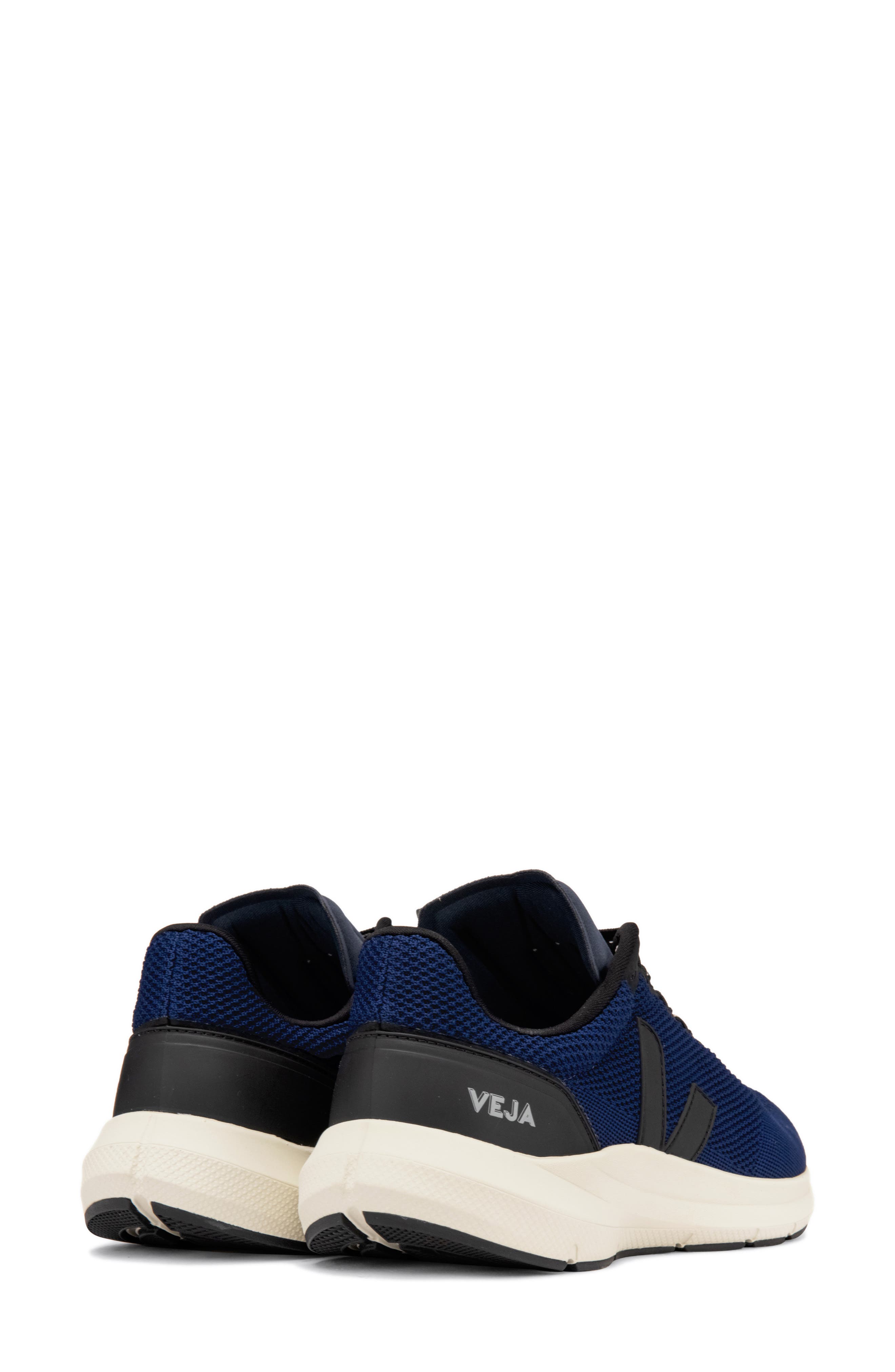 Veja Marlin Knit Sneaker, Alternate, color, 