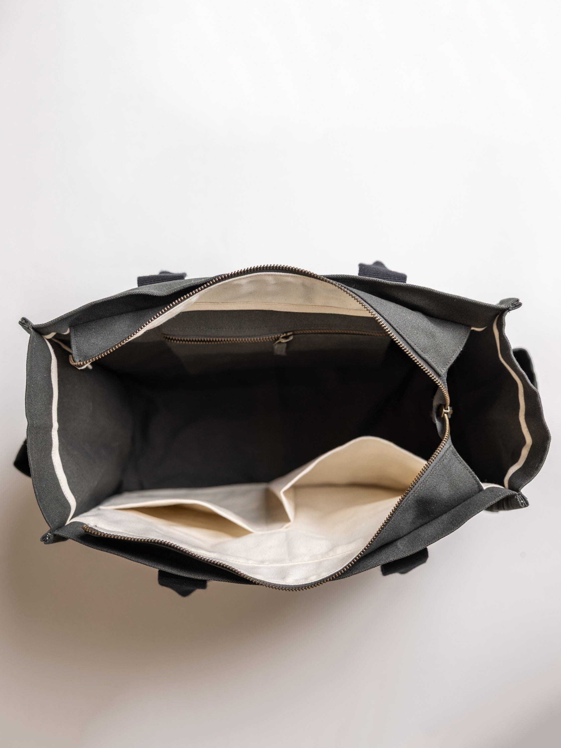 Terra Thread Organic Cotton Everyday Canvas Tote, Alternate, color, Charcoal Grey