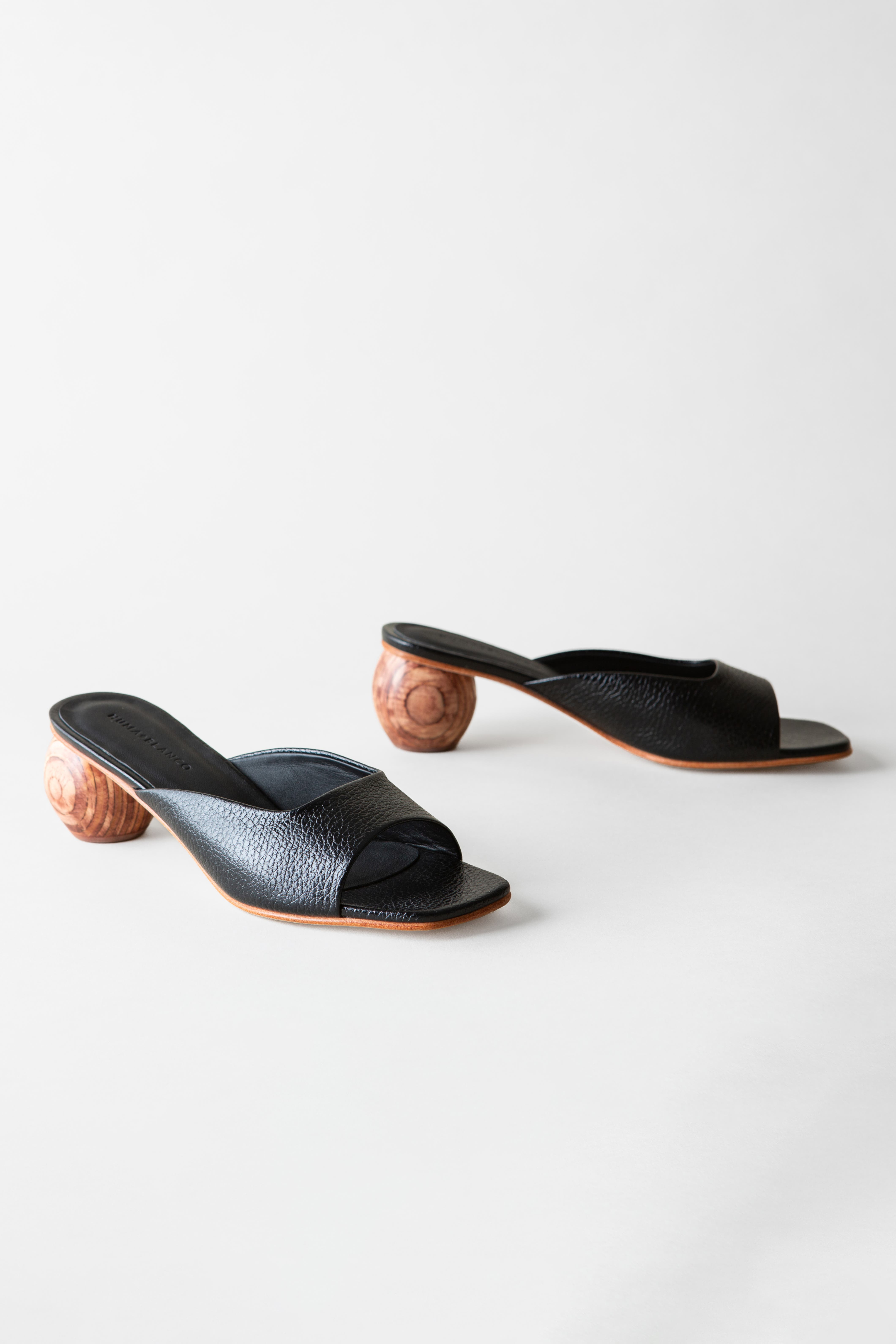 Noa Slide Sandal, Alternate, color, Pebbled Coal Patent