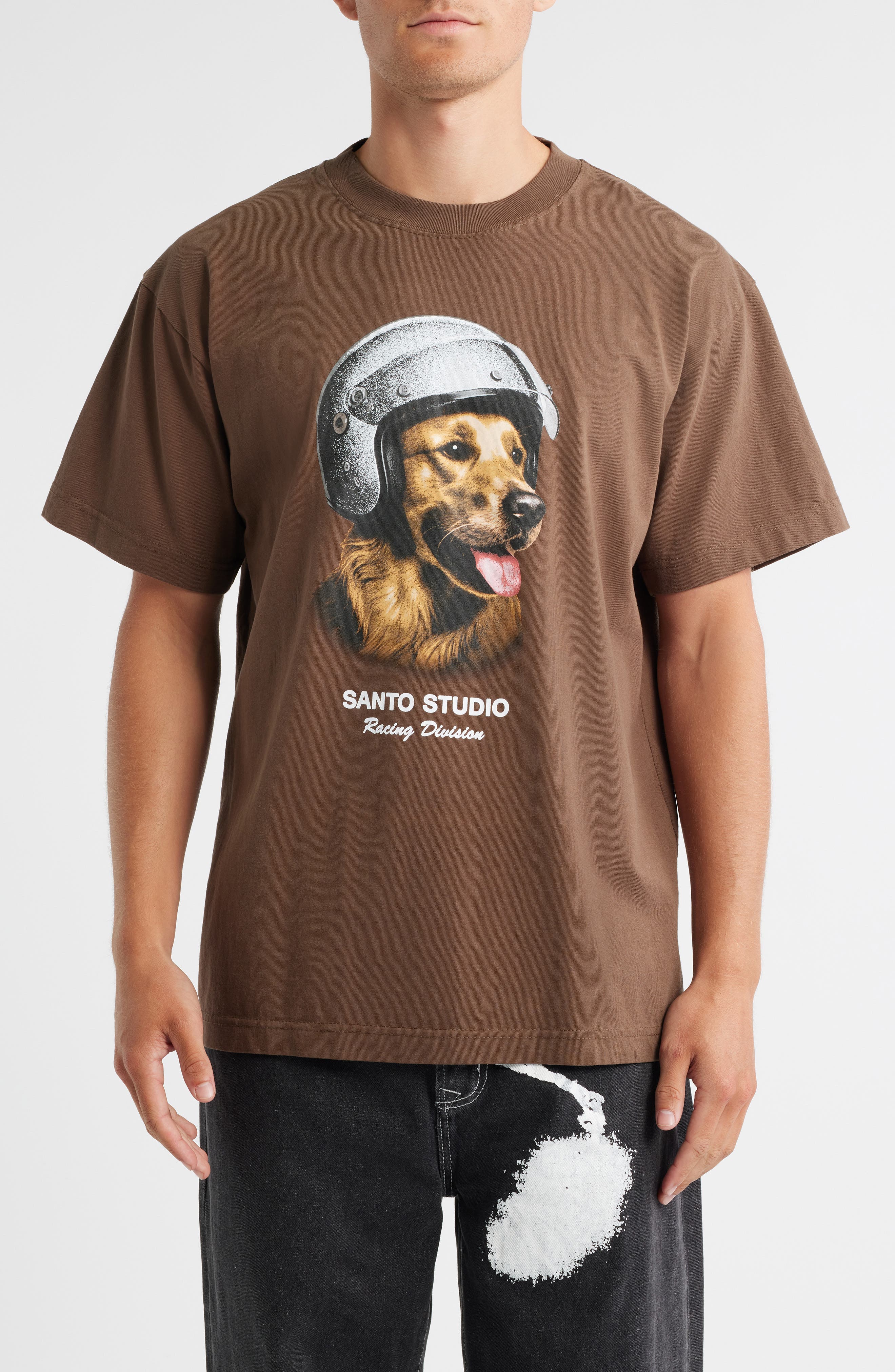 SANTO STUDIO Retriever Racing Graphic T-Shirt