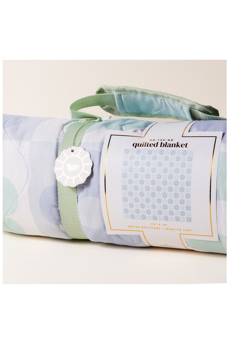 On-the-Go Quilted Blanket, Alternate, color, FLOWER CHECK BLUE
