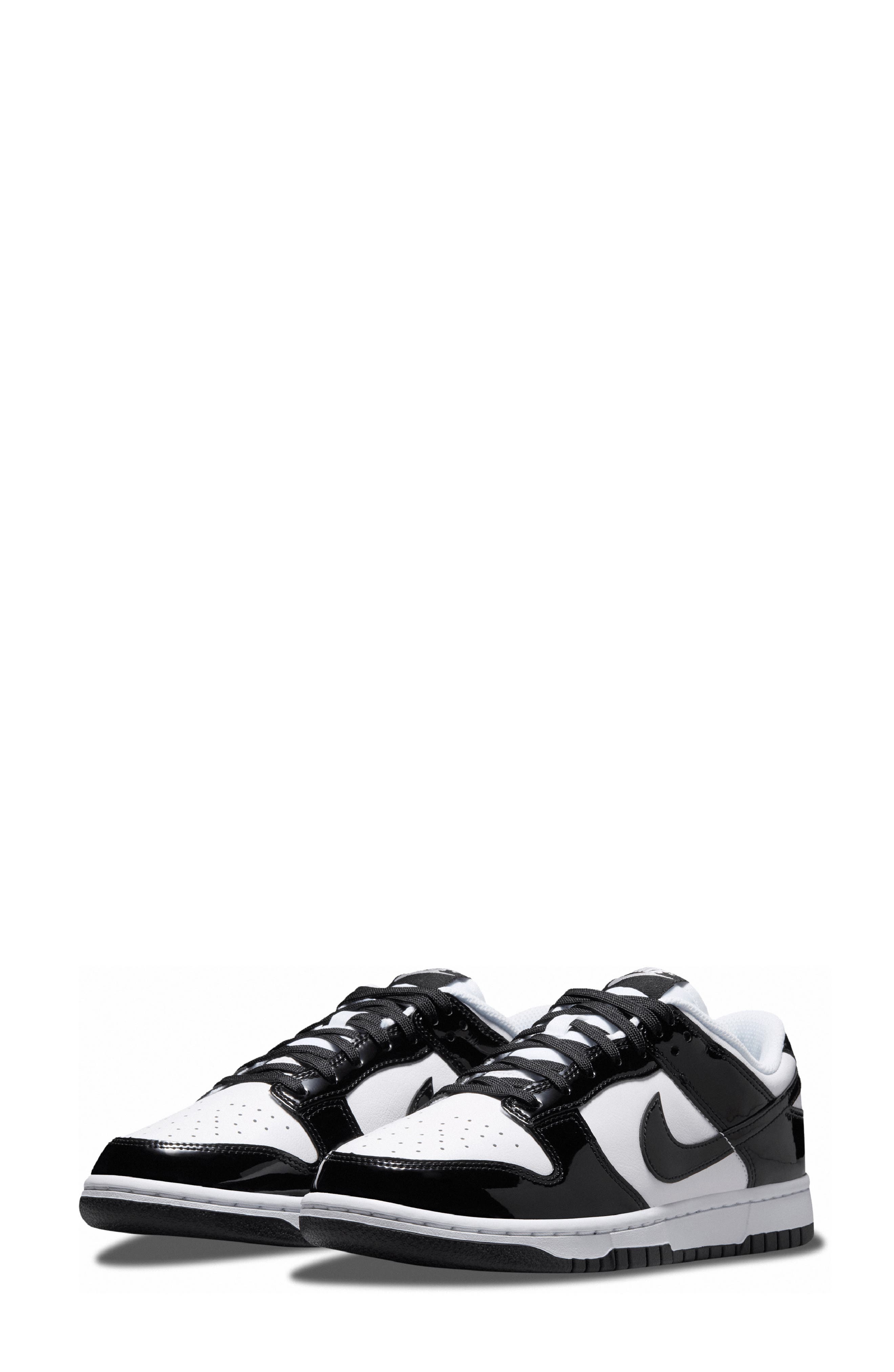 Dunk Low SE Basketball Sneaker, Main, color, WHITE/ WHITE/ SILVER/ BLACK