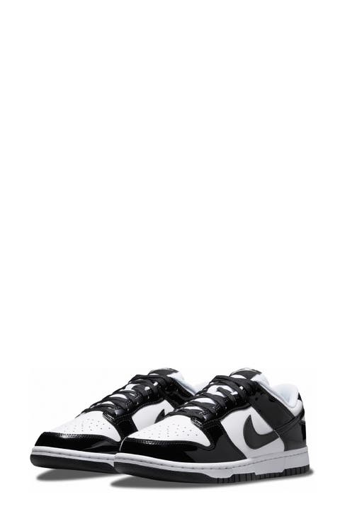 Dunk Low SE Basketball Sneaker