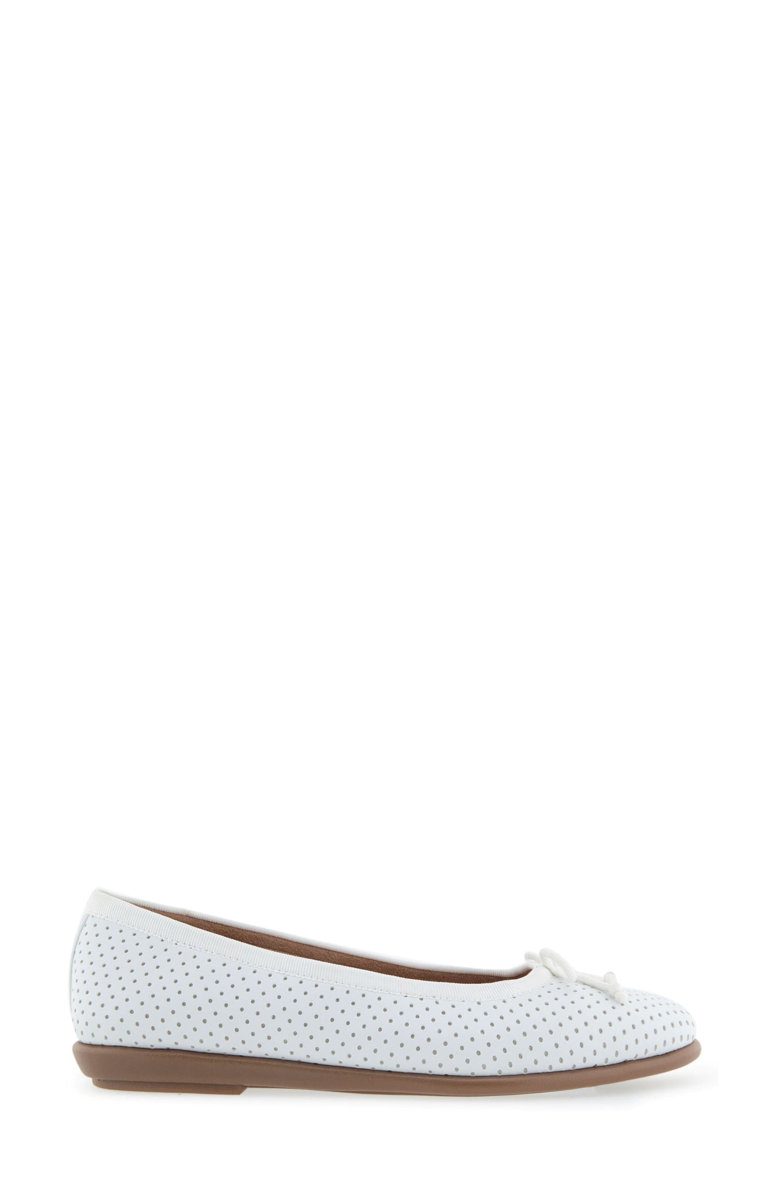 Homebet Ballet Flat, Alternate, color, WHITE PERFORATED