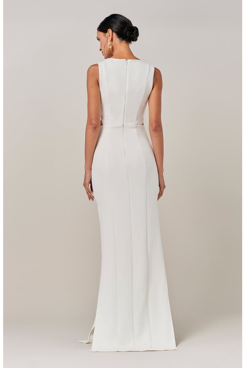 Noah Gown, Alternate, color, White